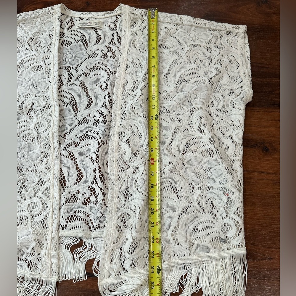 Abercrombie & Fitch Lace and Fringe Kimono Cream color One size - Picture 5 of 7